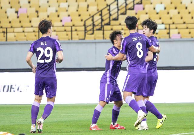 开云体育下载-【中超】姆比亚染红伊洛基点射 天津2比1武汉迎首胜